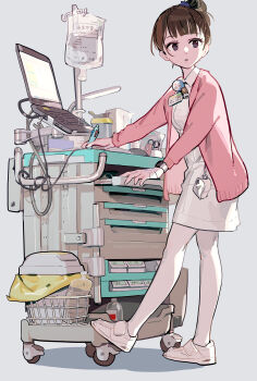 1girl badge blue_eyes breasts brown_hair button_badge cable cardigan cart character_badge collared_dress commentary_request computer copyright_name doraemon doraemon_(character) drawer dress foot_up from_side full_body grey_background hair_bun highres holding id_card iv_stand laptop long_sleeves looking_to_the_side nurse office_lady_taiwan open_cardigan open_clothes pantyhose parted_lips pink_cardigan shadow shoes short_dress short_hair sidelighting simple_background single_hair_bun small_breasts sneakers solo standing standing_on_one_leg tennohi tissue_box trash_can turning_head watch white_dress white_pantyhose white_shoes wristwatch