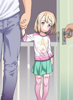 1boy 1girl 1other age_difference blonde_hair blue_eyes blue_pants door doorway expressionless green_skirt head_tilt highres holding holding_unworn_clothes holding_hands holding_panties holding_underwear holding_unworn_clothes loli nanjou_asuka open_door original panties pants pink_thighhighs print_shirt sex_toy shirt short_hair size_difference skirt thighhighs underwear unworn_panties vibrator vibrator_under_clothes white_panties white_shirt