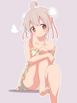 1girl ahoge babydoll bare_arms bare_legs bare_shoulders barefoot blush bun_cover commentary double_bun foot_out_of_frame grey_background grey_hair hair_bun hair_ribbon heart highres hugging_own_leg looking_at_viewer multicolored_hair onii-chan_wa_oshimai! outline oyama_mahiro panties pink_hair pink_ribbon ribbon simple_background smile solo spaghetti_strap strap_slip toes two-tone_hair underwear unkimo white_outline white_panties yellow_babydoll
