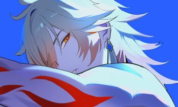 1boy arm_tattoo earrings eyeliner eyes_visible_through_hair from_side hazozoyaku highres honkai:_star_rail honkai_(series) jewelry looking_to_the_side makeup male_focus medium_hair mydei_(honkai:_star_rail) parted_bangs parted_lips piercing red_eyeliner red_tattoo slit_pupils solo tattoo teeth