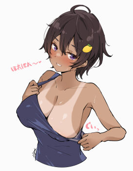 1girl ahoge black_hair blue_one-piece_swimsuit blush breasts cleavage clothes_pull collarbone covered_erect_nipples cropped_torso dark-skinned_female dark_skin food-themed_hair_ornament hair_between_eyes hair_ornament highres large_breasts lemon_hair_ornament looking_at_viewer make_heroine_ga_oo_sugiru! one-piece_swimsuit one-piece_swimsuit_pull pulling_own_clothes purple_eyes seductive_smile short_hair signature simple_background smile solo sweat swimsuit tan tanline teasing undressing upper_body white_background xlyami yakishio_lemon