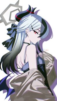 1girl bare_shoulders black_bow black_choker black_dress black_hair black_horns blue_archive bow choker demon_horns dress ear_piercing from_side gradient_hair grey_halo grey_jacket hair_between_eyes hair_bow halo hand_on_own_chest hashtag-only_commentary highres horns jacket jacket_partially_removed kayoko_(blue_archive) kayoko_(dress)_(blue_archive) long_hair looking_at_viewer multicolored_hair official_alternate_costume open_clothes open_jacket piercing purple_wings shi_draco simple_background single_wing solo studded_choker two-tone_hair upper_body white_background white_hair wings