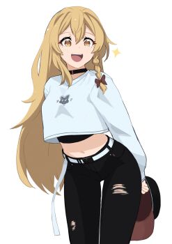 1girl absurdres belt black_choker black_pants blonde_hair bow bright_pupils brown_bow choker cowboy_shot crop_top crop_top_overhang cropped_sweater double-parted_bangs fav_faris hair_between_eyes hair_bow hat highres holding holding_unworn_clothes holding_unworn_hat long_bangs long_hair long_sleeves midriff navel open_mouth original pants print_sweater simple_background smile solo sparkle standing straight_hair sweater torn_clothes torn_pants unworn_hat unworn_headwear very_long_hair white_background white_belt white_pupils white_sweater yellow_eyes