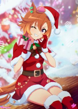 1girl animal_ears belt blush bow box breasts brown_belt brown_bow capelet christmas christmas_present crown dress ear_ornament fur-trimmed_capelet fur-trimmed_dress fur-trimmed_gloves fur-trimmed_headwear fur-trimmed_thighhighs fur_trim gift gift_box gloves hair_between_eyes hat highres holding holly horse_ears horse_girl horse_tail looking_at_viewer meiji_(kurumierika) mini_crown one_eye_closed open_mouth orange_hair orange_tail pink_crown purple_eyes red_capelet red_dress red_gloves red_hat red_thighhighs santa_costume santa_dress santa_hat short_hair sitting smile snow snowflakes solo t.m._opera_o_(umamusume) tail thighhighs umamusume