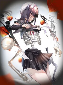 1girl black_arm_warmers black_choker black_hair black_nails black_shirt black_skirt caicos choker closed_eyes clothes_lift grey_hair highres hololive hololive_english lifting_own_clothes long_hair multicolored_hair pleated_skirt ribs shiori_novella shirt shirt_lift skeleton skirt skull solo spine split-color_hair striped_arm_warmers two-tone_hair virtual_youtuber