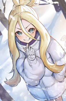 1girl blonde_hair coat commentary_request fingerless_gloves gloves grey_eyes grey_gloves hair_intakes highres korrina_(pokemon) long_hair looking_at_viewer nintendo outdoors pokemon pokemon_legends:_z-a puffy_coat ringozeri smile snow snowing solo standing v-shaped_eyebrows white_coat white_gloves winter