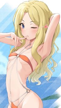 1girl alternate_costume arm_behind_head armpit_focus armpits bikini blonde_hair blowing_kiss blue_eyes breasts collarbone commentary english_commentary finger_to_mouth frenda_seivelun halterneck heart highres k3rd long_hair looking_at_viewer multi-strapped_bikini_bottom navel o-ring o-ring_bikini ocean one_eye_closed orange_bikini outdoors revealing_clothes small_breasts smile solo swimsuit toaru_kagaku_no_railgun toaru_majutsu_no_index underboob