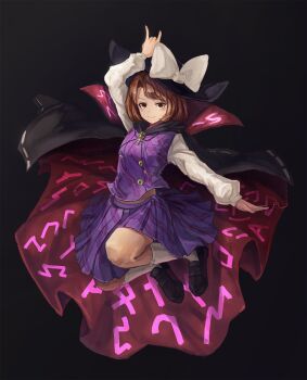 Rule 34 | 1girl, arm up, black background, black cape, black hat, black shoes, bow, cape, female focus, fjsmu, full body, hat, hat bow, highres, jewelry, kneehighs, legs up, loafers, long sleeves, looking at viewer, m/, midriff peek, necklace, negative space, pleated skirt, purple skirt, purple vest, shirt, shoes, short hair, simple background, skirt, skirt set, socks, solo, touhou, usami sumireko, vest, white bow, white shirt, white socks