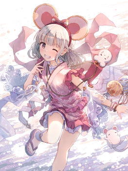1girl animal_ears brown_eyes fake_animal_ears granblue_fantasy highres japanese_clothes kimono long_hair one_eye_closed post_guild_war_celebration smile solo vikala_(granblue_fantasy) vikala_(yukata)_(granblue_fantasy) white_hair yakka yukata