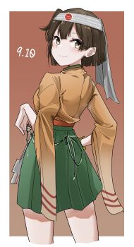 1girl absurdres blush border brown_background brown_eyes brown_hair commentary_request cowboy_shot dated from_behind green_hakama green_skirt hakama hakama_short_skirt hakama_skirt headband highres hiryuu_(kancolle) hiryuu_kai_ni_(kancolle) japanese_clothes kantai_collection kimono looking_at_viewer looking_back ningfeng233 one_side_up orange_kimono short_hair skirt smile solo white_border yellow_kimono