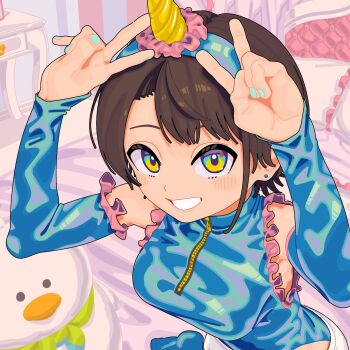 1girl aqua_eyes bed blue_leotard blue_nails brown_hair detached_sleeves double_v ear_piercing fake_horns frilled_leotard frills goyu_moon grin hairband highres hololive horn_hairband horns leotard multicolored_eyes nail_polish oozora_subaru piercing pink_frills short_hair smile solo stuffed_animal stuffed_toy unicorn_headband v virtual_youtuber zipper