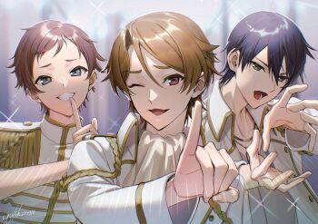 3boys akua black_eyes black_hair brown_eyes brown_hair commentary_request epaulettes hand_up hands_up idol idol_clothes jacket long_sleeves looking_at_viewer male_focus multiple_boys one_eye_closed open_mouth pretty_rhythm pretty_rhythm_aurora_dream pretty_series short_hair shou_(pretty_rhythm) smile sparkle toudou_hibiki upper_body wataru_(pretty_rhythm) white_jacket