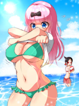 2girls ball beachball bikini black_hair black_ribbon blue_eyes breast_envy breasts day female_focus fujiwara_chika green_bikini hair_ribbon highres holding holding_ball in_water kaguya-sama_wa_kokurasetai_~tensai-tachi_no_renai_zunousen~ large_breasts long_hair multiple_girls navel ocean outdoors pink_hair red_bikini red_eyes ribbon shinomiya_kaguya shiny_skin sky sun swimsuit underboob undressing warabi0033 water wet
