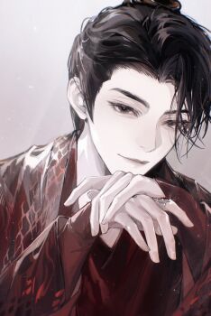 1boy absurdres bishounen black_eyes black_hair chinese_clothes chinese_commentary closed_mouth eyelashes glint grey_background hanfu highres jewelry li_chengze long_sleeves looking_at_viewer male_focus nidexintu own_hands_together portrait qing_yunian red_hanfu ring robe short_hair simple_background smile solo topknot updo upper_body wide_sleeves