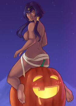 1girl ass bandages between_buttocks blue_hair breasts candace_(genshin_impact) circlet convenient_censoring dark-skinned_female dark_skin drooling genshin_impact heterochromia highres jack-o'-lantern large_breasts looking_back medium_breasts mouth_drool naked_bandage nude obsidianwasp short_hair sitting sky solo star_(sky) starry_sky wrappings