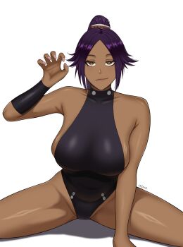 1girl artist_name bare_shoulders bleach bleach:_sennen_kessen-hen breasts closed_mouth collarbone dark-skinned_female dark_skin female_focus hair_ornament handjob_gesture highres large_breasts long_hair looking_at_viewer lxzvcr parted_bangs ponytail purple_hair shihouin_yoruichi shiny_skin simple_background sitting smile spread_legs white_background yellow_eyes