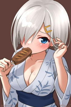 1girl blue_eyes blush breasts brown_background cleavage grey_hair hair_ornament hair_over_one_eye hairclip hamakaze_(kancolle) hamakaze_(yukata)_(kancolle) ikayaki japanese_clothes kantai_collection kimono large_breasts looking_at_viewer ray.s sash short_hair solo upper_body yukata
