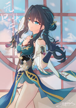 1girl absurdres bare_shoulders black_hair breasts brown_hair cleavage clothing_cutout dress gloves green_eyes hair_between_eyes hair_ornament highres honkai:_star_rail honkai_(series) jewelry large_breasts long_hair looking_at_viewer multiple_girls necklace ruan_mei_(honkai:_star_rail) shoulder_cutout solo yumi_(user_cwxa7835)