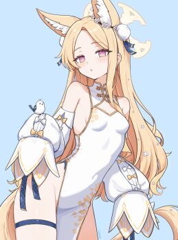 1girl absurdres alternate_costume animal_ear_fluff animal_ears animal_on_arm bare_shoulders bird bird_on_arm blonde_hair blue_archive blue_background blush bow breasts china_dress chinese_clothes commentary detached_sleeves dress fox_ears fox_girl gold_trim hair_bow halo highres leaning_forward long_hair looking_at_viewer parted_lips pelvic_curtain petite pink_eyes seia_(blue_archive) sleeveless sleeveless_dress sleeves_past_fingers sleeves_past_wrists small_breasts solo suoniko thigh_strap tit_(bird) very_long_hair white_bird white_bow white_dress white_sleeves yellow_halo