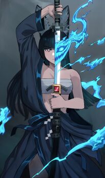 1girl alternate_costume animal_ears bandages bandeau black_hair black_kimono blue_fire blunt_bangs breasts bright_pupils chest_sarashi cleavage commentary cowboy_shot fire fox_ears grey_background highres holding holding_sword holding_weapon hoshimi_miyabi japanese_clothes jourd4n katana kimono long_hair looking_at_viewer midriff red_eyes sarashi scabbard sheath single_bare_shoulder solo standing strapless sword tube_top unsheathing very_long_hair weapon white_pupils zenless_zone_zero