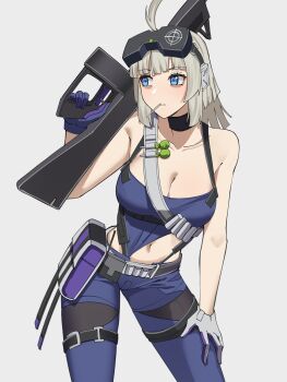1girl aa-12 aa-12_(girls&#039;_frontline) absurdres asymmetrical_gloves bags_under_eyes blonde_hair blue_eyes blue_pants breasts cleavage collarbone cowboy_shot gar32 girls&#039;_frontline girls&#039;_frontline_2:_exilium gloves grey_background gun hand_on_own_leg head-mounted_display highres holding holding_gun holding_weapon lind_(girls&#039;_frontline_2) lollipop_in_mouth mismatched_gloves navel pants purple_gloves shotgun simple_background solo trigger_discipline weapon white_gloves