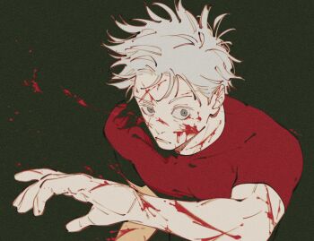 1boy arm_up black_background blood blood_on_face commentary crew_neck film_grain gojou_satoru grey_eyes injury jujutsu_kaisen looking_to_the_side male_focus mim_(mimya0600) red_shirt shirt short_hair sideways_glance simple_background solo upper_body white_hair wide-eyed