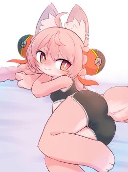 1girl ahoge ass barefoot black_shorts black_tank_top blush closed_mouth commentary_request eyelashes furry furry_female gradient_background hair_ornament highres looking_at_viewer lying on_side pink_hair ragu_(apricolor) shorts smile solo tail tank_top thick_eyebrows zenless_zone_zero zhao_(zenless_zone_zero)