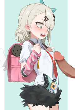 1boy 1girl backpack bag black_skirt blonde_hair breasts censored chinatsu_remiel commentary_request cum cum_on_clothes earrings ejaculation heisei_retro highres jewelry loli looking_at_penis mosaic_censoring necktie ningmeng_fengmi penis pink_arm_warmers pink_bag red_necktie shirt skirt small_breasts striped_arm_warmers wavy_mouth white_shirt y2k_fashion zenless_zone_zero
