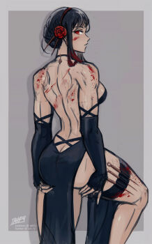 1girl artist_name back backless_dress backless_outfit black_dress black_hair blood blood_on_back blood_on_face blood_on_leg blood_on_shoulder commentary dress elbow_gloves english_commentary fingerless_gloves flower gloves grey_background highres iahfy looking_at_another looking_back patreon_username red_eyes red_flower red_rose rose simple_background solo spy_x_family thigh_strap twitter_username watermark yor_briar