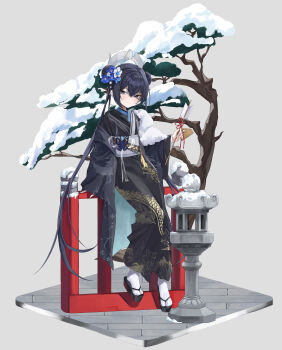 1girl absurdres alternate_costume arrow_(projectile) black_hair black_kimono black_sandals blue_archive closed_mouth full_body highres holding holding_arrow japanese_clothes kimono kisaki_(blue_archive) long_sleeves looking_at_viewer okobo platform_sandals rosu_1109 sandals simple_background smile socks solo tabi white_socks wide_sleeves