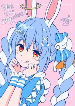 1girl :q absurdres animal_ear_fluff animal_ears blue_bow blue_hair blush bow braid carrot_hair_ornament closed_mouth commentary_request food-themed_hair_ornament frills hair_bow hair_ornament hands_up heart heart_hair_ornament highres hololive kiritoma looking_at_viewer multicolored_hair pink_background rabbit-shaped_pupils rabbit_ears rabbit_girl red_eyes short_eyebrows signature smile solo symbol-shaped_pupils thick_eyebrows tongue tongue_out translation_request twin_braids twintails two-tone_hair upper_body usada_pekora virtual_youtuber white_hair wrist_cuffs x_hair_ornament