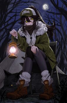 1girl absurdres baseball_cap black_pantyhose breath brown_hair coat commentary commission english_commentary full_body full_moon fur-trimmed_coat fur_trim green_coat green_eyes hakyusiku hand_on_own_knee hat high_ponytail highres holding holding_lantern indie_virtual_youtuber kara_wilderwood lantern looking_at_viewer moon night pantyhose ponytail second-party_source sitting solo turtleneck virtual_youtuber wolf