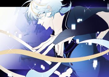 1boy :d adam&#039;s_apple antenna_hair black_bridal_gauntlets blonde_hair blue_eyes blue_hair blue_shirt bridal_gauntlets buttons chinese_commentary chromatic_aberration collarbone commentary_request fingernails from_side grin hair_tie hand_up highres lapels letterboxed looking_ahead low_ponytail male_focus multicolored_hair nightshade_(plants_vs._zombies) no_pupils open_mouth outside_border pale_skin pectorals personification plants_vs._zombies plants_vs._zombies_2 ponytail profile purple_background shirt short_hair short_ponytail siiiiiiiiiii simple_background smile solo sparkle streaked_hair three-quarter_sleeves toned toned_male two-tone_hair upper_body