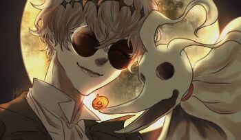 2boys black_crown commentary crown diamond_hairband formal_clothes gloves highres jacket jubishii long_sleeves looking_at_viewer male_focus multiple_boys pinstripe_pattern pinstripe_suit short_hair skully_j._graves smile striped_clothes striped_jacket suit sunglasses symbol-only_commentary the_nightmare_before_christmas twisted_wonderland white_hair zero_(nbc)