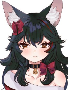 1girl alternate_costume animal_ear_fluff animal_ears black_choker black_hair choker closed_mouth commentary_request fang highres hololive looking_at_viewer multicolored_hair ookami_mio red_streaks skin_fang smile solo streaked_hair virtual_youtuber white_background wolf_ears wolf_girl wpotion yellow_eyes