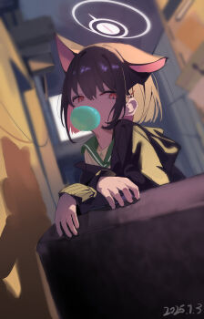 1girl absurdres animal_ears black_hair black_jacket blue_archive cat_ears cat_girl chewing_gum colored_inner_animal_ears colored_inner_hair extra_ears green_sailor_collar hair_between_eyes halo highres jacket kazusa_(blue_archive) kbsank_(bilibili_37897659) looking_at_viewer multicolored_hair pink_hair pink_halo sailor_collar shirt short_hair sidelocks solo two-tone_hair white_shirt