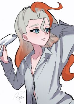 1girl blue_eyes breasts collarbone collared_shirt commentary grey_shirt griselle_(pokemon) hair_dryer hands_up highres holding holding_hair_dryer long_hair long_sleeves looking_back meru_merume603 multicolored_hair nintendo pokemon pokemon_legends:_z-a shirt signature simple_background solo teeth two-tone_hair upper_body white_background