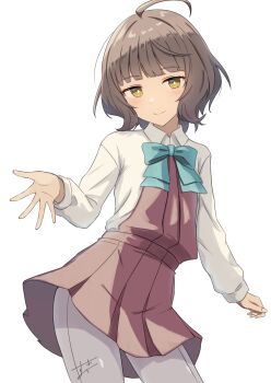 1girl absurdres ahoge aqua_bow aqua_bowtie blunt_bangs blush bow bowtie brown_hair cowboy_shot dress grey_pantyhose highres kantai_collection kishinami_(kancolle) long_sleeves looking_at_viewer outstretched_hand pantyhose pleated_dress purple_dress seamed_legwear shirt short_hair simple_background smile solo sukimizaki wavy_hair white_background white_shirt yellow_eyes