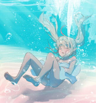 1girl ahoge air_bubble bare_legs bare_shoulders barefoot blush bubble closed_eyes commentary dress female_focus full_body grey_hair highres long_hair makaino_ririmu makaino_ririmu_(3rd_costume) multicolored_hair nijisanji panties pantyshot parted_lips pointy_ears red_hair sabamen shadow sidelocks solo strap_slip strapless strapless_dress streaked_hair submerged twintails underwater underwear virtual_youtuber water white_dress white_panties