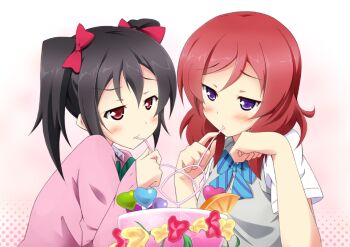 10s 2girls black_hair bow cardigan cocktail crazy_straw drinking drinking_straw eye_contact hair_bow heart_straw looking_at_another love_live! love_live!_school_idol_project multiple_girls nishikino_maki purple_eyes red_eyes red_hair school_uniform sharing striped_bow sweater_vest tachibana_akatsuki tsundere twintails yazawa_nico yuri
