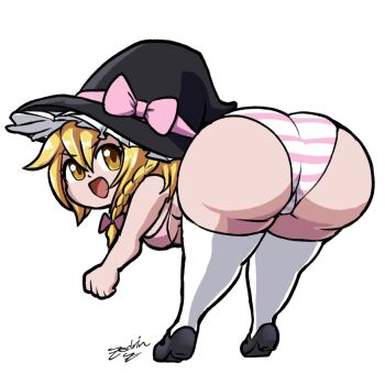 1girl ass ass_focus blonde_hair bow breasts from_behind hat highres huge_ass kirisame_marisa looking_back medium_breasts panties sideboob simple_background socks solo touhou underwear white_background witch witch_hat yellow_eyes zedrin