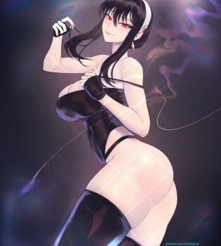 1girl artist_name ass bare_shoulders black_hair black_leotard black_thighhighs breasts cleavage earrings fingerless_gloves gabriel_carrasquillo gloves gold_earrings hair_between_eyes hairband highleg highleg_leotard holding holding_own_hair jewelry large_breasts leotard long_hair looking_at_viewer nail_polish patreon_username red_eyes red_nails sidelocks skindentation smile solo spy_x_family strapless strapless_leotard thick_thighs thighhighs thighs toned white_hairband yor_briar