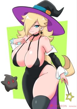 1girl between_breasts black_dress black_hat black_thighhighs blonde_hair blue_eyes breasts cleavage collarbone cross cross_earrings detached_sleeves dress earrings hair_over_one_eye halloween halloween_costume hat hat_ornament holding holding_wand jack-o&#039;-lantern jack-o&#039;-lantern_hat_ornament jewelry large_breasts leaning_forward long_hair long_sleeves looking_at_viewer luma_(mario) mario_(series) momocka-art nintendo pumpkin pumpkin_hat_ornament rosalina side_slit sideboob sleeveless sleeveless_dress smile standing star_(symbol) super_mario_galaxy thick_thighs thighhighs thighs wand white_background wide_sleeves witch witch_hat
