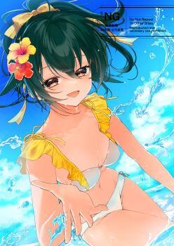 1girl akatsuki_nagisa bikini black_hair blush bow breasts brown_eyes cleavage cloud cloudy_sky collarbone commentary_request flower green_hair hair_between_eyes hair_bow hair_flower hair_ornament highres looking_at_viewer manyako_(mohumohu) medium_hair multicolored_bikini navel official_artist_extra open_mouth ponytail sky small_breasts smile solo splashing strike_the_blood swimsuit two-tone_bikini water wet white_bikini yellow_bikini