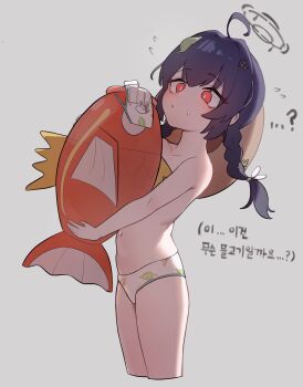 1girl ? absurdres ahoge bikini black_hair black_halo blue_archive bright_pupils closed_mouth cropped_legs grey_background halo highres holding korean_text leaf leaf_on_head leaf_print loli long_hair miyu_(blue_archive) miyu_(swimsuit)_(blue_archive) navel red_eyes simple_background solo swimsuit translation_request twintails unworn_bikini_top white_bikini white_pupils yungun_(dbsrjsdn0330)