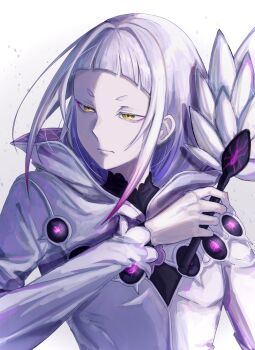 1boy chisha_gold closed_mouth colored_tips eyeliner eyeshadow gradient_hair hand_fan highres holding holding_fan hood hood_down long_sleeves looking_to_the_side makeup multicolored_hair nesigita_rezero pale_skin purple_hair re:zero_kara_hajimeru_isekai_seikatsu short_bangs short_eyebrows sidelocks simple_background solo upper_body white_background white_hair yellow_eyes
