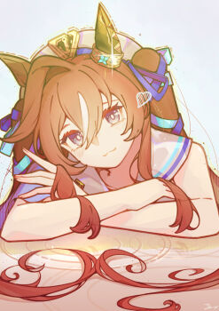 1girl :3 animal_ears beret blue_ribbon brown_hair closed_mouth commentary_request ear_covers hair_between_eyes hat highres horse_ears horse_girl long_hair looking_at_viewer multicolored_hair ribbon sailor_collar shikahisa_totani single_ear_cover smile solo streaked_hair twintails umamusume vivlos_(umamusume) vivlos_(voyage_etincelant)_(umamusume) white_hat white_sailor_collar