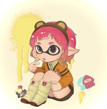 1girl animal_ear_hairband animal_ears bear_ear_hairband bear_ears black_shorts blunt_bangs boots brown_hairband buttons chinese_commentary collared_shirt colored_tips commentary_request crest double-parted_bangs fake_animal_ears fish fox39367 full_body hairband hand_on_own_thigh highres knee_boots knees_up long_sleeves multicolored_hair nintendo octoling octoling_girl octoling_player_character octopus orange_sweater paint_splatter pink_hair plaid_clothes plaid_shirt pointing pointing_at_self pointy_ears shirt shirt_under_sweater short_hair shorts sitting smallfry_(splatoon) solo splatoon_(series) splatoon_3 squid surprised sweater tentacle_hair white_boots white_shirt yellow_background