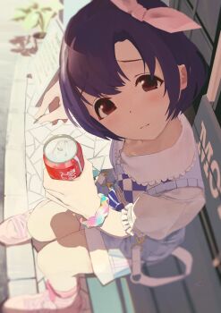 1girl black_hair blue_shorts blurry blush bow breasts brown_eyes can closed_mouth coca-cola collarbone commentary day depth_of_field dot_nose from_above hair_bow hair_ribbon highres holding holding_can idolmaster idolmaster_cinderella_girls idolmaster_cinderella_girls_starlight_stage looking_at_viewer looking_up multicolored_scrunchie on_bench outdoors pink_ribbon pink_shoes pink_socks plant potted_plant rakukata_u ribbon scrunchie shadow shiragiku_hotaru shirt shoes short_hair shorts signature small_breasts sneakers socks solo suspender_shorts suspenders white_shirt wrist_scrunchie