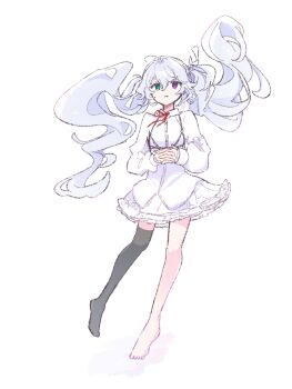 1girl 25-ji_miku 25-ji_nightcord_de._(project_sekai) aoiyui black_thighhighs dress hatsune_miku heterochromia no_shoes single_thighhigh solo thighhighs vocaloid white_dress white_hair